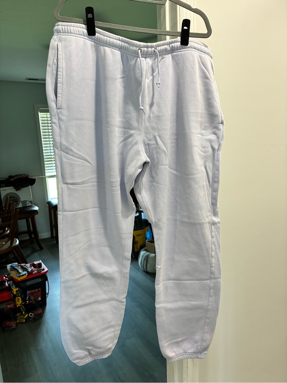 Nike Club Washed Cuffed Sweatpants